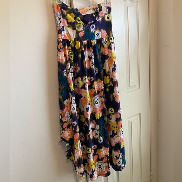 Xhilaration Floral dress small - Picture 2 of 4